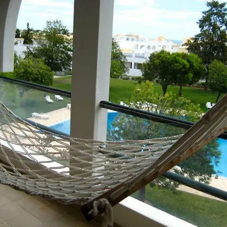 Appartement Oura Estrela *